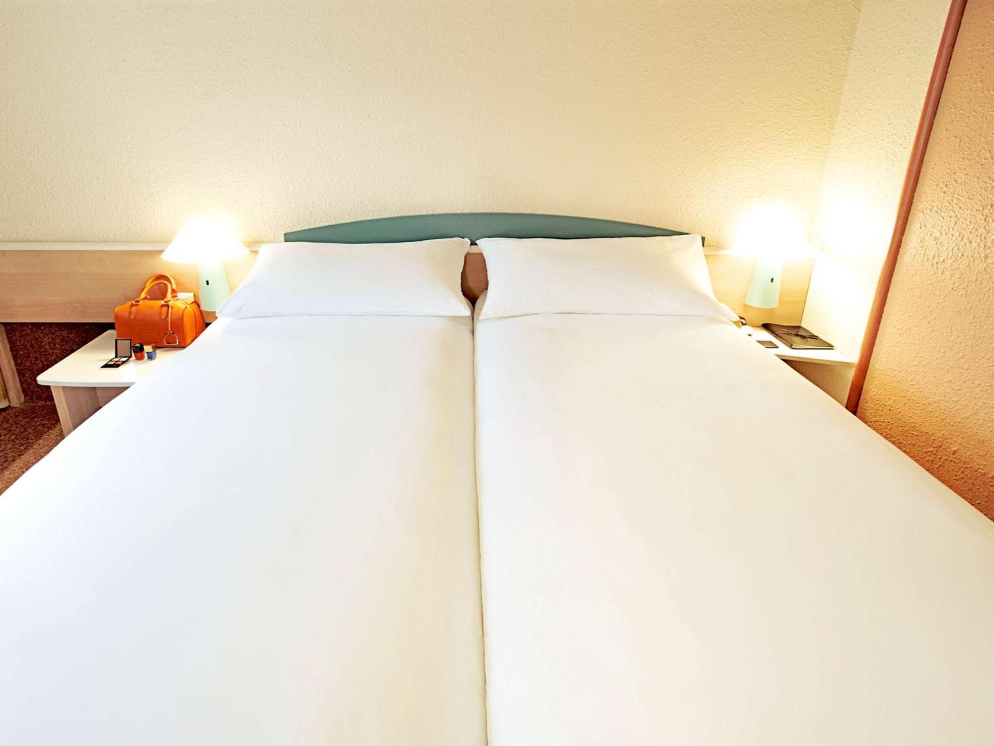 فندق Ibis Orange Centre المظهر الخارجي الصورة